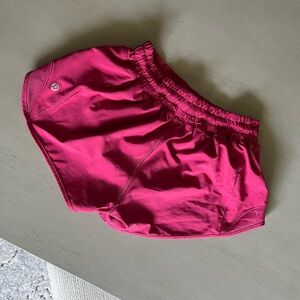 Lululemon Original Hotty Hot Low Rise 2.5”
